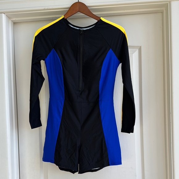 Black and Blue Long Sleeve Swimsuit - Picture 3 of 10
